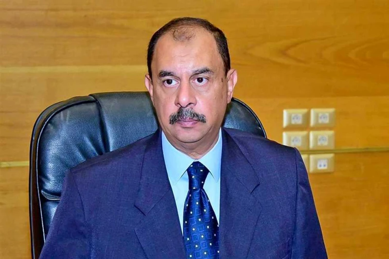 لا تتجاوز 60 يوما.. تشكيل لجنة لتنفيذ خطة وضع سوهاج على الخريطة السياحية (تفاصيل) أصدر اللواء عبد الفتاح سراج، محافظ سوهاج، قرارا بتشكيل لجنة لتنفيذ