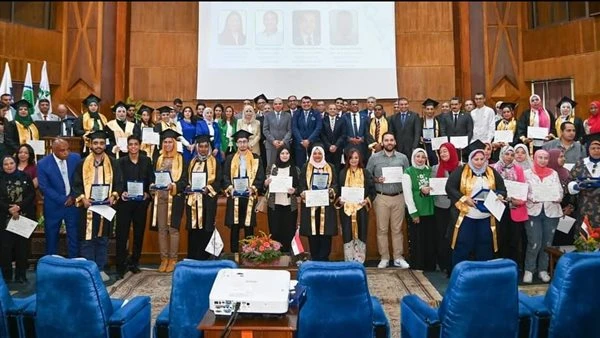 سويلم: خطة تدريبية للعاملين بالري بناءا على الإحتياجات الفعلية ورؤية مصر 2030تلقى الدكتور هانى سويلم وزير الموارد المائية والري تقريرا من الدكتورة