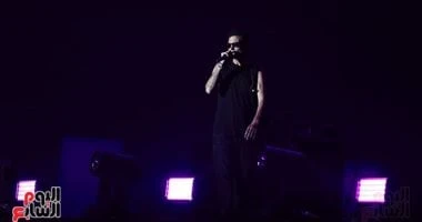 فن: أمير عيد يغنى ألبوم روكسى خلال حفل كايروكى فى مهرجان العلمين الجديدة فن، أمير عيد يغنى ألبوم روكسى خلال حفل كايروكى فى مهرجان العلمين الجديدة،غنى النجم أمير عيد، خلال حفل كايرو
