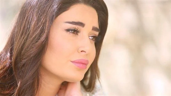 شعرت بطلوع روحي من جسمي.. سر بكاء سيرين عبد النور انهارت الفنانة سيرين عبد النور من البكاء بعد الحديث عبر إحدى البرامج التلفزيونية عن والدتها التى