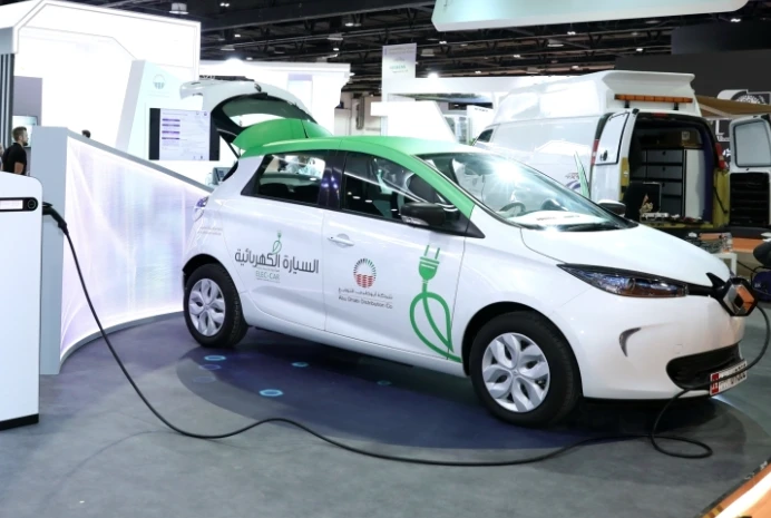 المستقبل يرسم طريق السيارات الكهربائية ومحطات الشحن في مصرالسيارات الكهربائية.. بدأت السيارات الكهربائية في الانتشار بسرعة شديدة في مصر، وجاء ذلك