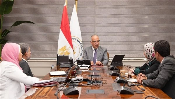 وزير الري: دراسات بحثية للتعامل مع مختلف تحديات قطاع المياهعقد الدكتور هاني سويلم وزير الموارد المائية والرى إجتماعا مع الدكتورة جينا الفقى القائم