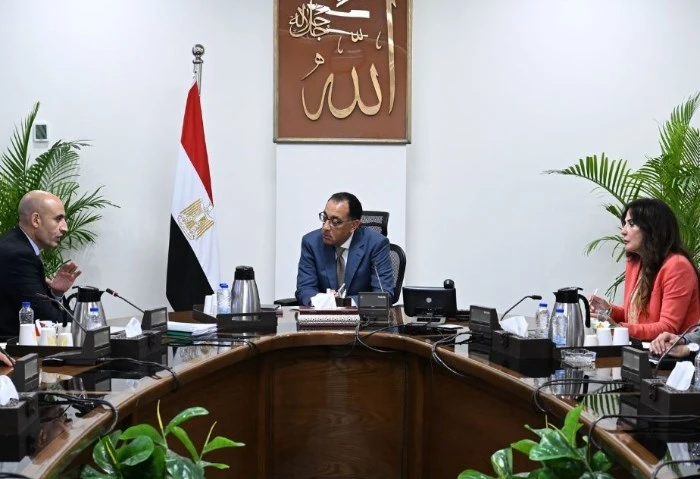 بدء اجتماع الحكومة الأسبوعي يعقبه مؤتمر صحفي بحضور وزير التعليم بدأ اجتماع الحكومة الأسبوعي، منذ قليل، برئاسة الدكتور مصطفى مدبولي، رئيس الوزراء،