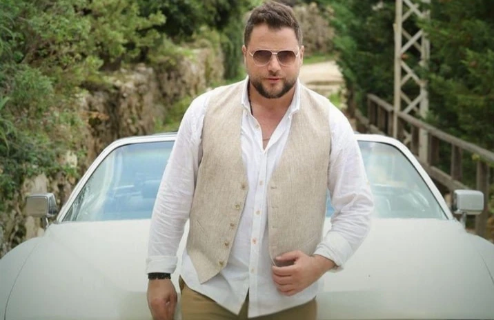 بالفيديو- عامر زيان يستكمل حفلاته الصيفية في لبنان على وقع نجاح أحدث أغنياته عشقتك ضمن جدول حفلاته المزدحم هذا الصيف، أحيا الفنان اللبناني، عامر