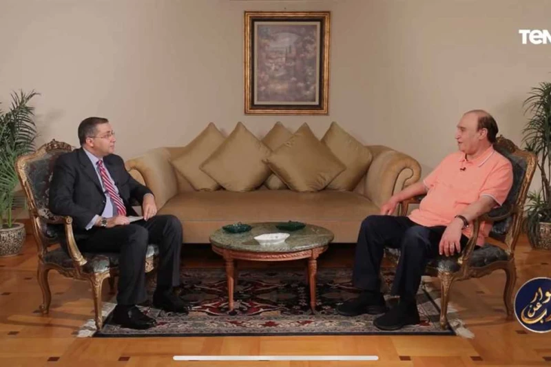 مهاب مميش: التوتر كان يسيطر على العلاقة بين المشير طنطاوي ومحمد مرسي أكد الفريق مهاب مميش، مستشار رئيس الجمهورية لمشروعات محور قناة السويس، أن العلاقة بين المشير طنطاوي والرئيس الم