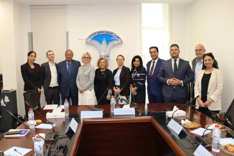 القومي لحقوق الإنسان يستقبل وفدا من وزارة الخارجية الدنماركية استقبل المجلس القومي لحقوق الإنسان، برئاسة السفيرة مشيرة خطاب، رئيسة الشبكة العربية