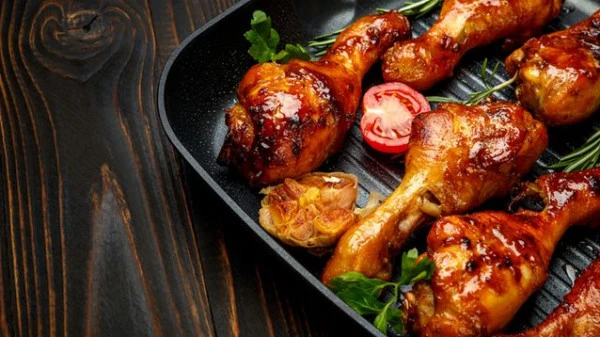 طريقة عمل الدجاج التركي.. وصفة شهية بنكهة شرقية مميزةيعد الدجاج التركي واحدا من الأطباق الشهية التي تجمع بين النكهات الشرقية الغنية والتوابل المميزة