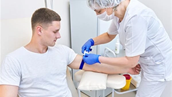 5 تحاليل ضرورية للرجال بعد سن ال 35 تعرف عليها يقول بعض الأشخاص إن الرجال كانوا دائما يتمتعون بحياة بسيطة، ولكن عندما يتعلق الأمر بالصحة، هناك عدد لا