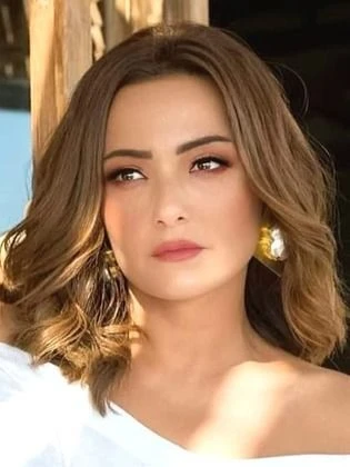 بشرى تقطع شهر العسل بشكل مفاجئ! افاق عربية - اضطرت الفنانة بشرى لقطع شهر العسل لمدة 24 ساعة وذلك لتصوير حلقتها من برنامج حد النجوم الذي تقدمه