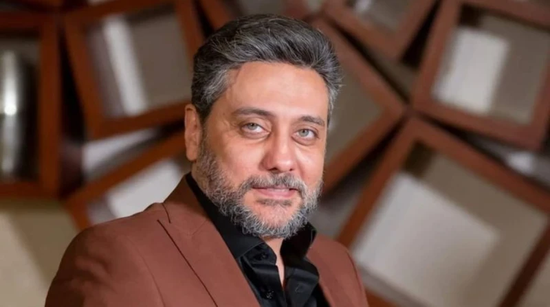 بعد استئصال المرارة.. تامر فرج يعود لنشاطه الفني في هذا الموعد طمأن الفنان تامر فرج جمهوره على حالته الصحية، بعد الوعكة التي تعرض لها مؤخرا ودخل على إثرها المستشفى. وقال تامر فرج، 