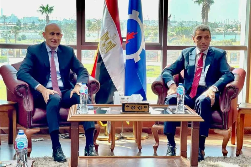 وزير التعليم يصل السويس لاستعراض الاستعدادات للعام الدراسي الجديد 2024-2025 وصل محمد عبداللطيف وزير التربية والتعليم والتعليم الفني، صباح اليوم