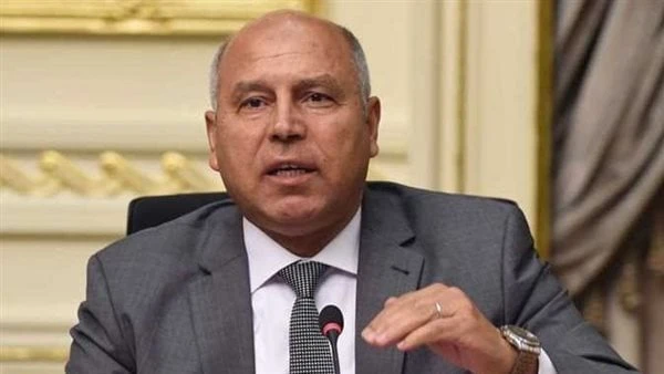 كامل الوزير: اجراءات لمنع تسقيع الأراضي الصناعية..واستخدام الوقود البديل بمصانع الأسمنت ناقش الفريق مهندس كامل الوزير نائب رئيس مجلس الوزراء للتنمية الصناعية وزير الصناعة والنقل خل