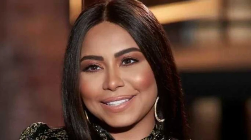 بعد حذف جميع حساباتها.. شيرين عبدالوهاب ترد بعسل حياتي بعد ساعات من إغلاق حساباتها على وسائل التواصل الاجتماعي، أطلقت الفنانة شيرين عبد الوهاب أغنية