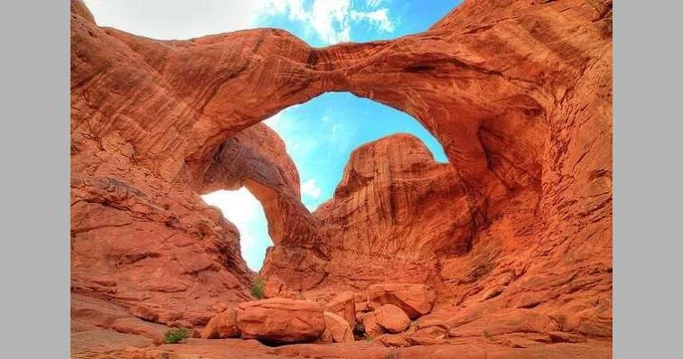 انهيار معلم شهير في أمريكا عمره 190 مليون سنة لايف ستايل شاهد المقال التالي من صحافة البحرين عن انهيار معلم شهير في أمريكا عمره 190 مليون سنة، أ ب أعلن مسؤولون في هيئة المتنزهات ال