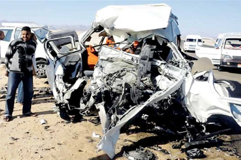 إصابة 11 شخصا في تصادم ميكروباص وملاكي علي طريق أسوان الزراعى أصيب 11 شخصا في حادث تصادم سيارتين ميكروباص وملاكي علي طريق أسوان القاهرة الزراعى أمام
