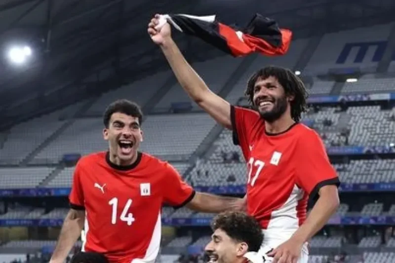 ياسر إدريس ل منتخب مصر الأولمبي: فرحتونا وننتظر المزيديسر المهندس ياسر إدريس، رئيس اللجنة الأولمبية المصرية، أن يهنئ المنتخب الأولمبي لكرة القدم