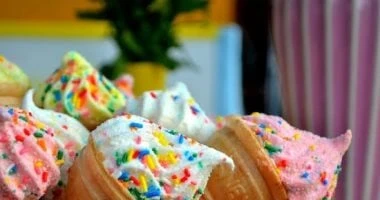 أغرب 6 نكهات للآيس كريم مش هتصدق أنها موجودة.. أبرزها الكاتشب والمحار المرأة والمنوعات شاهد المقال التالي من صحافة مصر عن أغرب 6 نكهات للآيس كريم مش