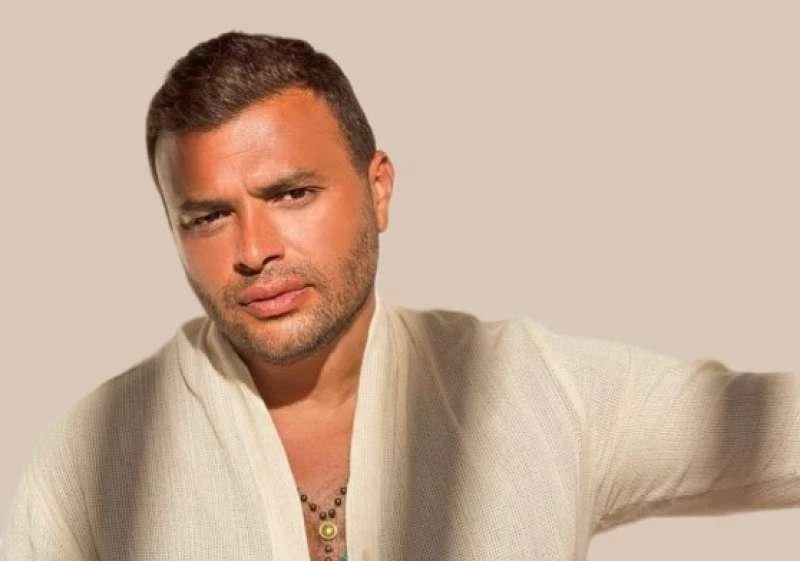 رامي صبري يزيح الستار عن أجدد أعماله الغنائية.. فيديوطرح المطرب رامي صبري منذ قليل أجدد أغاني ألبومه الجديد أنا جامد كدا كدا بعنوان كداب، وذلك عبر