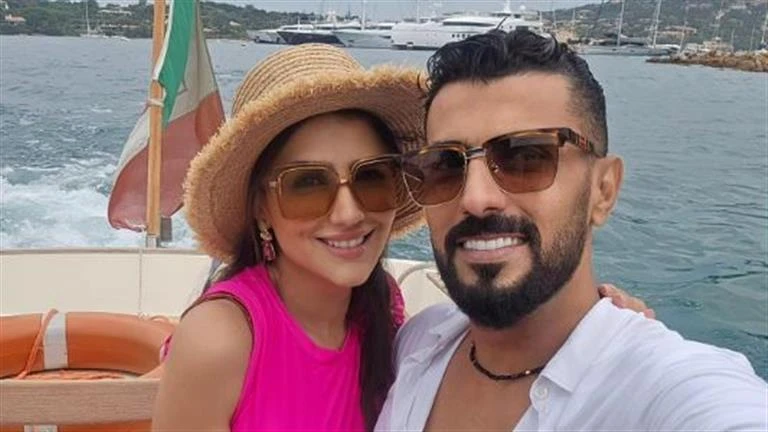 مي عمر ومحمد سامي يقضيان سهرة رومانسية في أحد المطاعم الإيطالية والجمهور يعلق تعرف على التالي مي عمر ومحمد سامي يقضيان سهرة رومانسية في أحد المطاعم