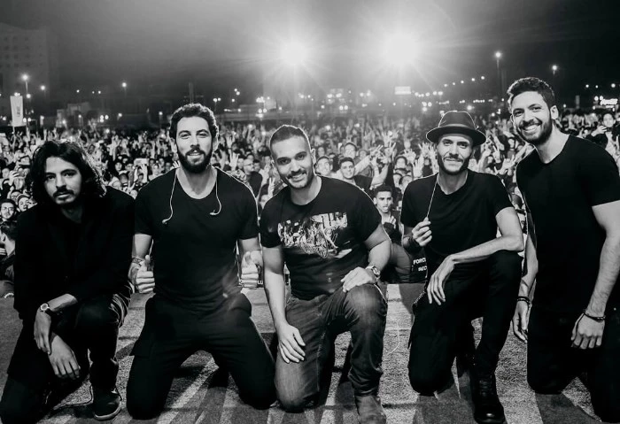 أغاني ينتظرها افاق عربية من فرقة كايروكي بمهرجان العلمين ينتظر افاق عربية حفل فرقة كايروكي المقبل، المقرر أن يقام يوم 23 أغسطس على مسرح أرينا، وذلك