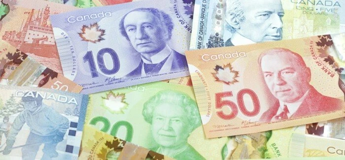 سعر الدولار الكندي اليوم الجمعة 9 أغسطس 2024سعر الدولار الكندي اليوم.. شهد سعر الدولار الكندي اليوم الجمعة 9 أغسطس 2024، حالة من الارتفاع، حيث سجل