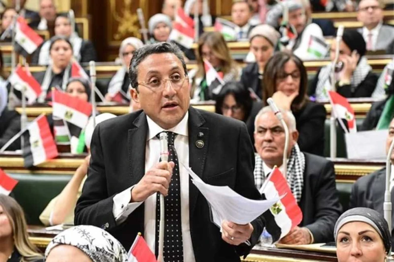 عضو تشريعية النواب: تعديلات قانون الإجراءات الجنائية لا تضر بنقابة المحامين أكد إيهاب رمزي عضو اللجنة التشريعية بمجلس النواب، أن لجنة الشؤون