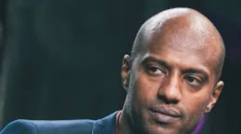 تهافت الفنانين على إحياء حفل لإسعاد أطفال غزة استجاب العديد من المطربين لناشطة فلسطينية، أعلنت عبر صفحتها على موقع التواصل الاجتماعي فيسبوك، حاجتها