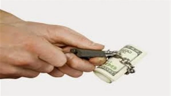 ماذا تفعل الزوجة إذا كان زوجها بخيلا؟.. عليكن 3 واجبات قبل الطلاقحدد الشرع الحنيف حقوق وواجبات كل من الزوجين ومن بينها ماذا تفعل الزوجة إذا كان زوجها