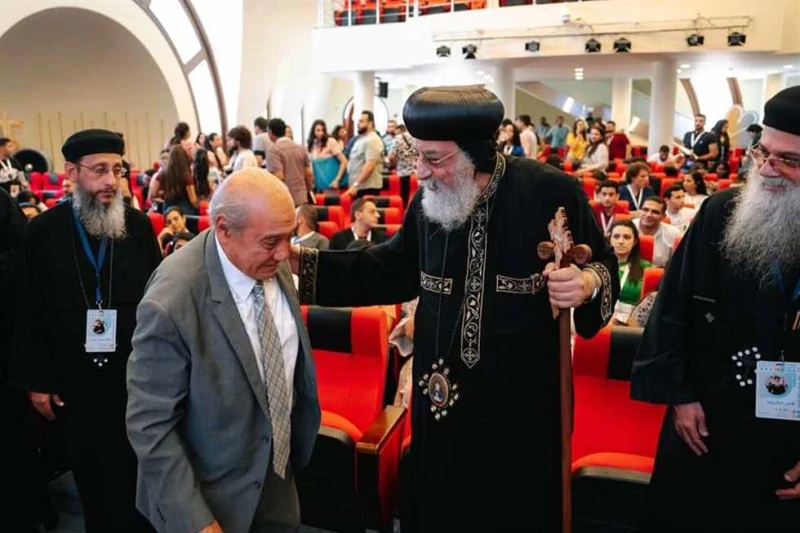 لوجوس يستضيف اللواء طيار سمير عزيز أحد أبطال أكتوبر استضاف ملتقى لوجوس الرابع لشباب الكنيسة القبطية الأرثوذكسية، اليوم، اللواء طيار محارب سمير عزيز