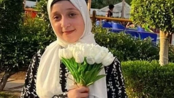 كانت رايحة تحفظ قرآن.. اختفاء طالبة في ظروف غامضة بالجيزة تقدمت أسرة طالبة، تدعى ندى بالمرحلة الإعدادية في محافظة الجيزة، ببلاغ باختفائها وتغيبها عن المنزل منذ يوم أمس الخميس بدائر