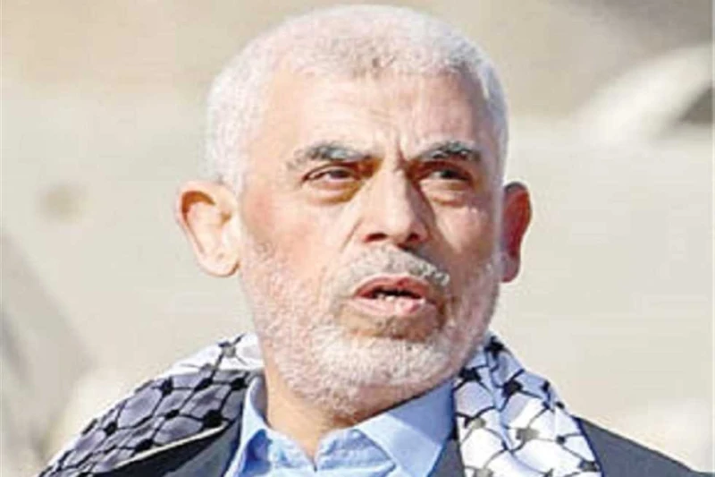 المصريون يبحثون عن يحيى السنوار.. ما القصة؟ اكتسحت جملة يحيى السنوار، محركات البحث في الساعات الماضية حتى وصلت نسبة البحث عنها إلى نحو 1000 عبر محرك