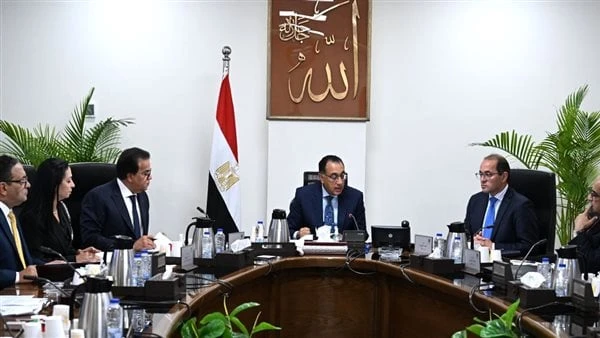 اجتماع مهم ل رئيس الوزراء بشأن استيراد سيارات ذوي الهمم عقد الدكتور مصطفى مدبولي، رئيس مجلس الوزراء، اجتماعا، اليوم، لمناقشة سبل حوكمة منظومة استيراد