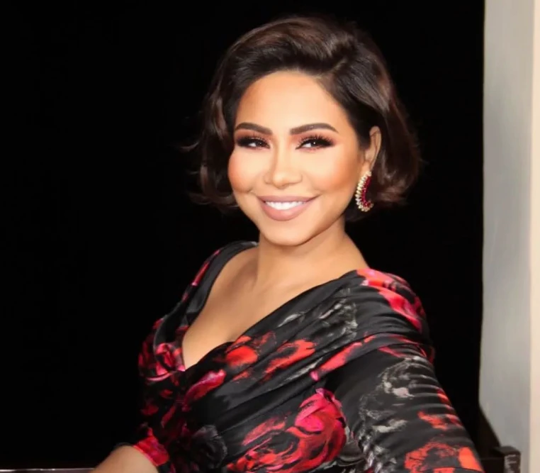 محمد ريفي: كان حلم حياتي أغني على المسرح مع شيرين عبد الوهاب.. فيديو الفنانة شيرين عبدالوهاب قال الفنان المغربي محمد الريفي، أنه تمنى الغناء في حفل