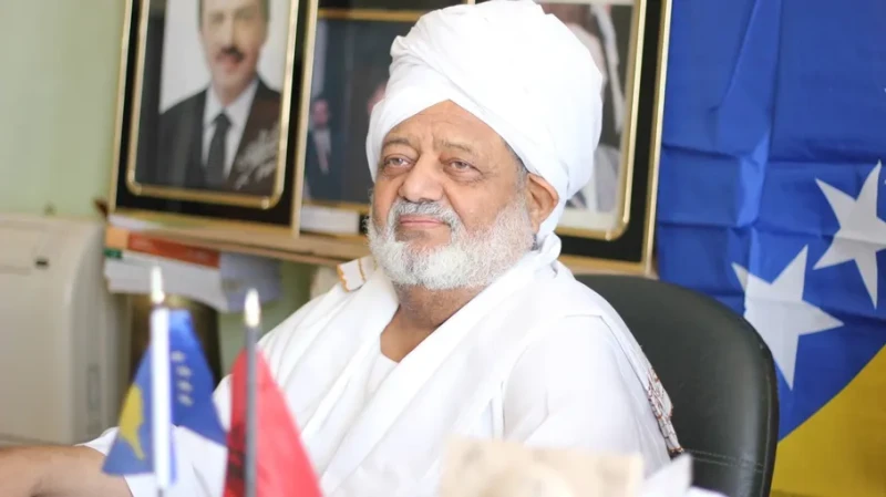 من هو الفاتح علي حسنين ويكيبيديا السيرة الذاتيةالفاتح علي حسنين، الطبيب والداعية الذي فقدته دولة السودان والأمة الإسلامية في كافة الوطن العربي. كما وتوجد العديد من الأنشطة الإسلامي