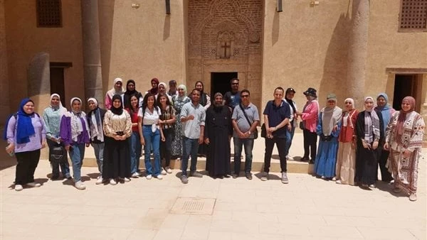 متحف سوهاج القومي ينظم زيارة ميدانية للدير الأبيض والدير الأحمرنظم متحف سوهاج القومي زيارة ميدانية للدير الأبيض والدير الأحمر بسوهاج بصحبة أحد أمناء