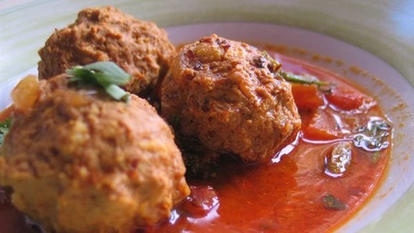 أكلة جديدة ورخيصة.. طريقة عمل كرات البطاطس بالصلصةتعد كرات البطاطس من الأكلات الشهية التى يمكن الاستعانة بها لكسر حالة الملل من الأطباق التقليدية