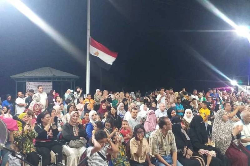 صيف بلدنا 4 بجمصة يختتم أسبوعه الأول بالفنون الشعبية السوهاجية عروض فنية متتالية تقدمها الهيئة العامة لقصور الثقافة، بإشراف الكاتب محمد عبدالحافظ