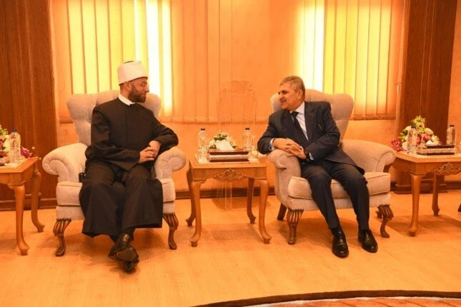 وزير الأوقاف: قناة السويس تمثل رمزا وأيقونة إنجاز ونثمن ما حققته من إنجازاتاستقبل الفريق أسامة ربيع رئيس هيئة قناة السويس، اليوم، الدكتور أسامة