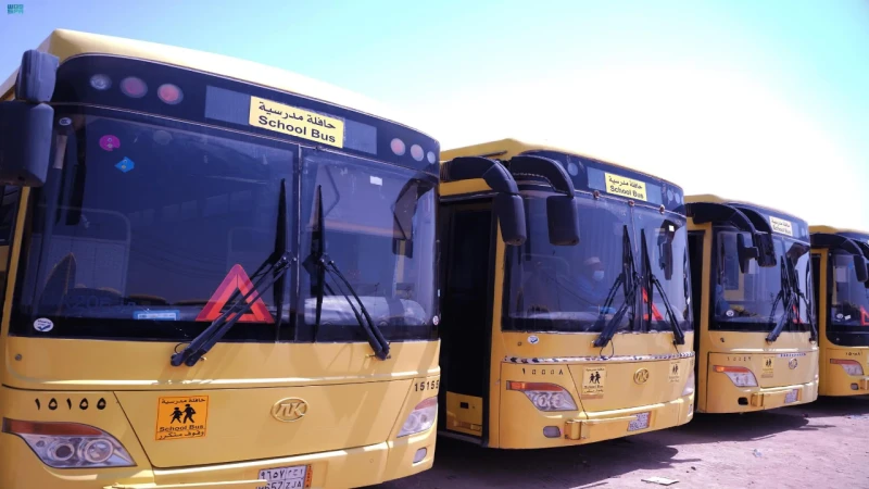 لتحقيق أعلى مستويات الأمان في النقل التعليمي.. الهيئة العامة للنقل تحدد اشتراطات أساسية للسائقين والحافلاتفي إطار استعداداتها لاستقبال العام الدراسي