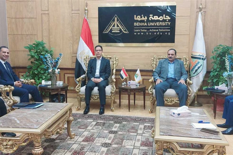 لبحث التعاون.. رئيس جامعة بنها يستقبل مدير الشباب والرياضة ب القليوبية استقبل الدكتور ناصر الجيزاوي رئيس جامعة بنها اليوم الاثنين، الدكتور وليد