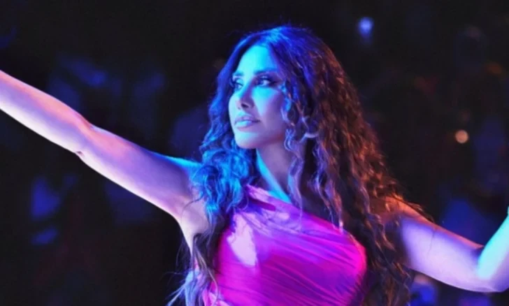 نجوى كرم تشعل الأجواء حبا وطربا في سوريا: حشد جماهيري هائل يشاركون في ليلة استثنائية للتاريخشهدت العاصمة السورية دمشق مساء أمس 23 آبأغسطس، حدثا فنيا