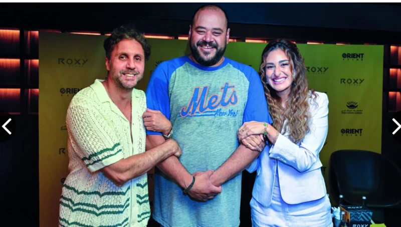 إكس مراتي في سينما روكسي بدبي : ثلاثة نجوم بتحبوهمإكس مراتي في سينما روكسي بدبي : ثلاثة نجوم بتحبوهم-----