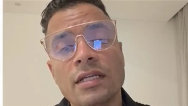 أهلي وناسي.. حسن شاكوش يعتذر للشعب التونسي بعد تصريحاته الأخيرةاعتذر مؤدى المهرجانات حسن شاكوش للشعب التونسي.وقال حسن شاكوش: مساء الخير علينا وعليكم