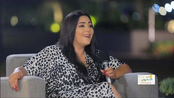 نهى عابدين تحكى عن بدايتها الفنية مع سالى عبد السلامتحل الفنانة الشابة نهى عابدين ضيفة على برنامج حد النجوممن مهرجان العلمين الجديدة على القناة
