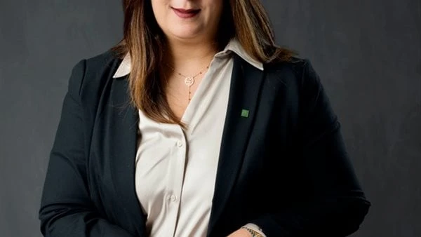 إيمان أبو زيد : المشروعات الصغيرة والمتوسطة تدفع عجلة النمو الاقتصادى ..خاصصرحت ايمان ابو زيد رئيس قطاع الائتمان بميد بنك ندرك أهمية دور المشروعات