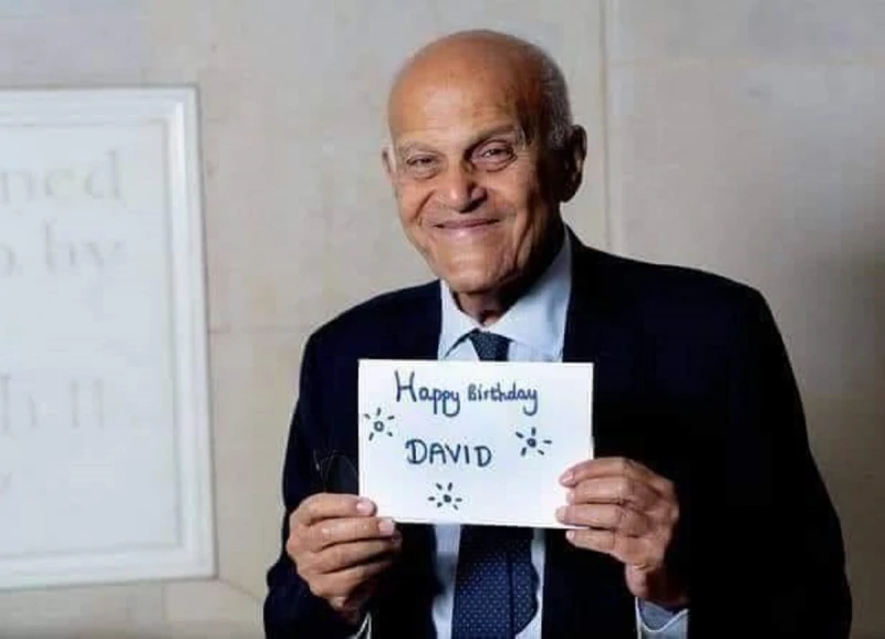 بالصور احتفال الدكتور مجدي يعقوب بأقدم مريض زرع له قلب ويبلغ من العمر ال90بالصور احتفال الدكتور مجدي يعقوب بأقدم مريض زرع له قلب ويبلغ من العمر