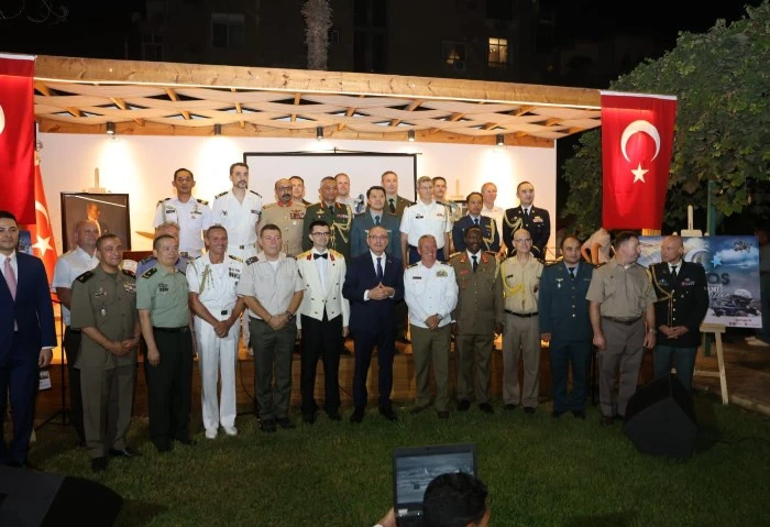 سفير تركيا: نتطلع لزيارة الرئيس السيسي لبلادنا لتعزيز أواصر الأخوة مع مصر نظم سفير افاق عربيةية التركية بالقاهرة صالح موطلو شن، حفل استقبال مساء