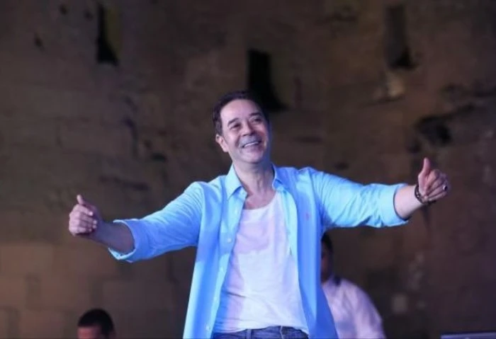 مدحت صالح يلتقي بجماهيره اليوم في مهرجان القلعة يحيى الفنان مدحت صالح، اليوم حفلا غنائيا على مسرح المحكي بقلعة صلاح الدين، وذلك ضمن حفلات فعاليات