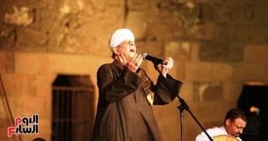 فن: ياسين التهامي وفريق مواويل فى ليلة روحانية على مسرح محكى القلعة.. الليلة فن، ياسين التهامي وفريق مواويل فى ليلة روحانية على مسرح محكى القلعة الليلة،تتوالى فعاليات الدورة ال32 م