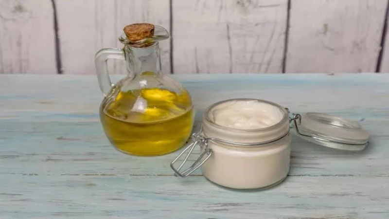 خلي شعرك خيوط حرير.. تعالي اقولك ازاي تفردي الشعر في البيت بمكونات موجودة عندكالشعر الناعم ليس فقط جزءا من جمال المرأة بل يعكس أيضا مظهرها وثقتها